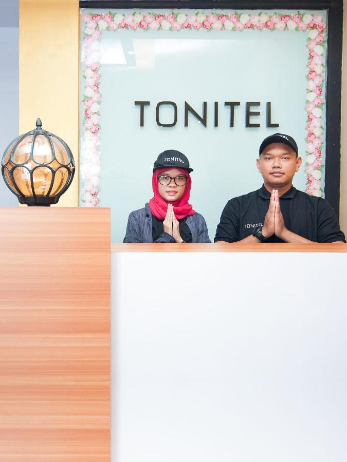 Tonitel Hotel Malioboro Yogyakarta Exterior foto